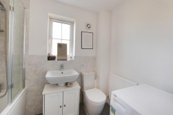 Bloxham Avenue, Paddock Wood