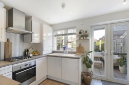 Bloxham Avenue, Paddock Wood