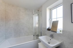 Bloxham Avenue, Paddock Wood