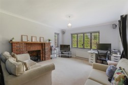 Trottiscliffe Road, Addington