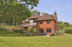 Trottiscliffe Road, Addington