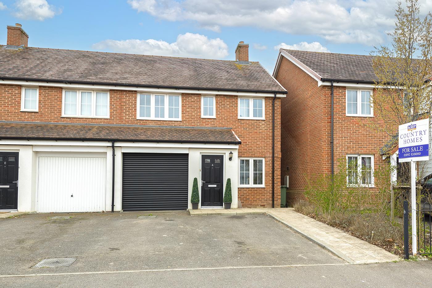 Dumbrell Drive, Paddock Wood, Tonbridge