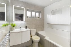 Avondale Court, Weavering