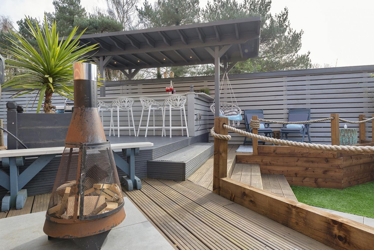 Avondale Court, Weavering