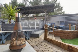 Avondale Court, Weavering