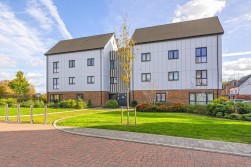 Nottingham Drive, Kings Hill