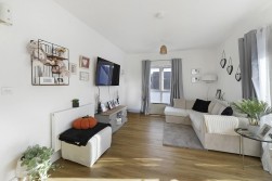 Nottingham Drive, Kings Hill