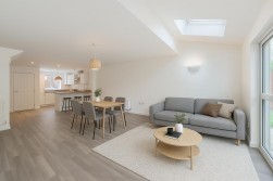 Orchard Way, Kings Hill