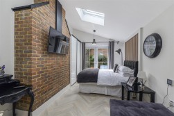 Beacon Avenue, Kings Hill, West Malling