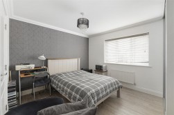 Beacon Avenue, Kings Hill, West Malling