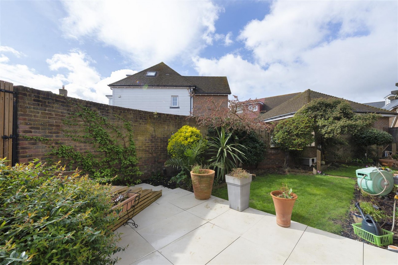 Beacon Avenue, Kings Hill, West Malling