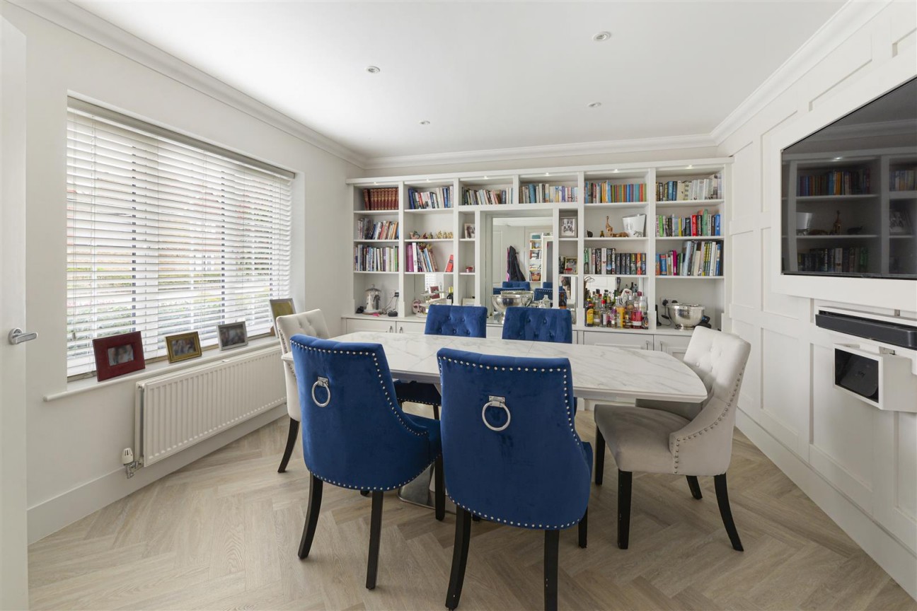 Beacon Avenue, Kings Hill, West Malling