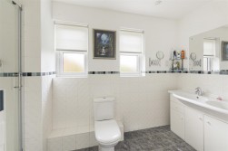 Woodford Grove, Kings Hill, ME19 4BX