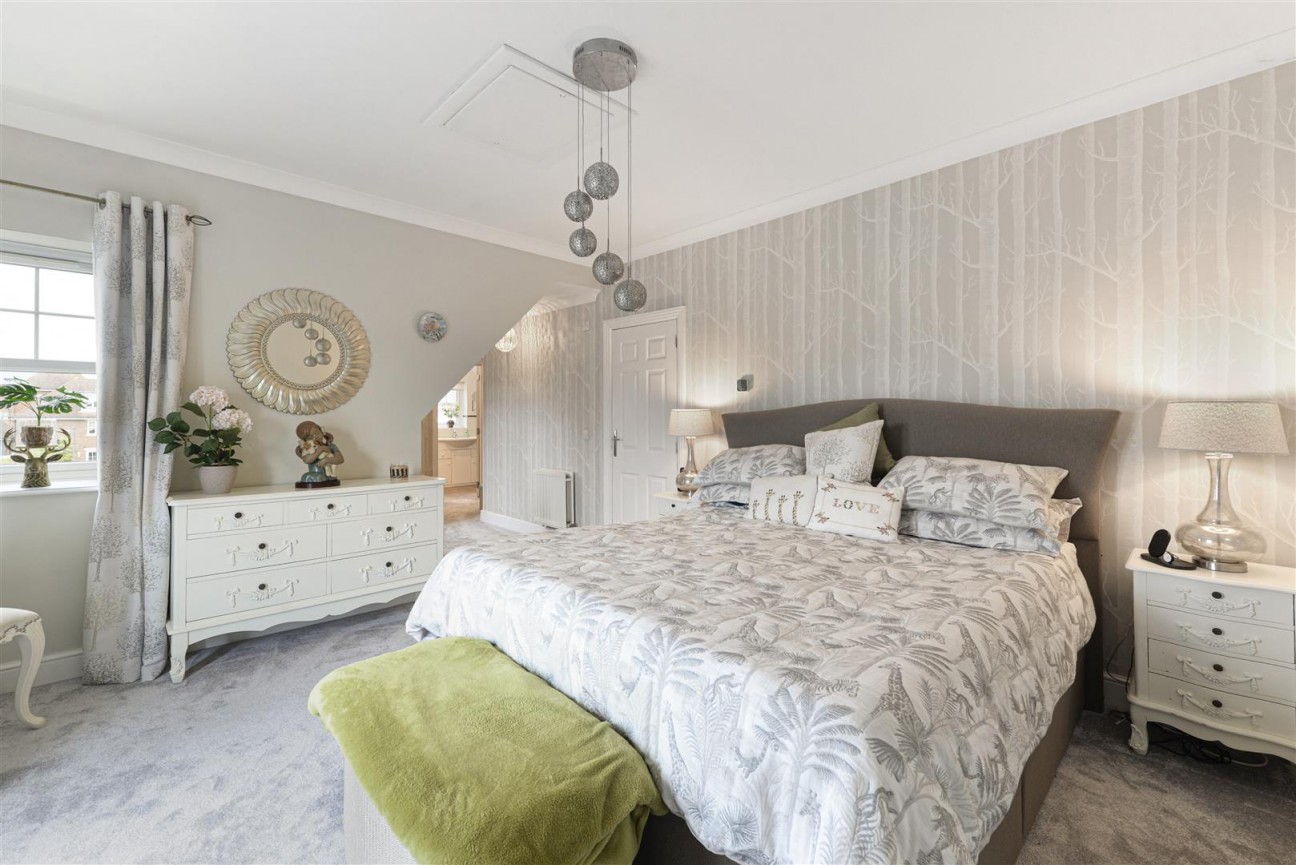 Woodford Grove, Kings Hill, ME19 4BX