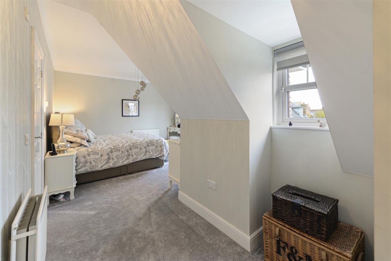 Woodford Grove, Kings Hill, ME19 4BX