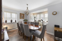 Woodford Grove, Kings Hill, ME19 4BX