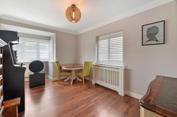 Woodford Grove, Kings Hill, ME19 4BX