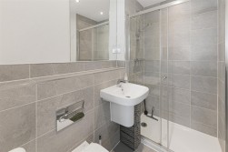 Aviator Drive, Kings Hill, West Malling