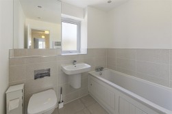 Aviator Drive, Kings Hill, West Malling