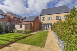 Aviator Drive, Kings Hill, West Malling