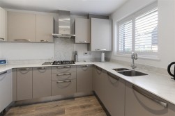 Aviator Drive, Kings Hill, West Malling