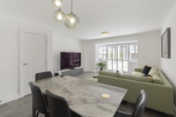 Aviator Drive, Kings Hill, West Malling