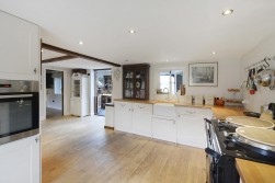 Queen Street, Paddock Wood, Tonbridge