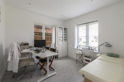 Utah Road, Paddock Wood