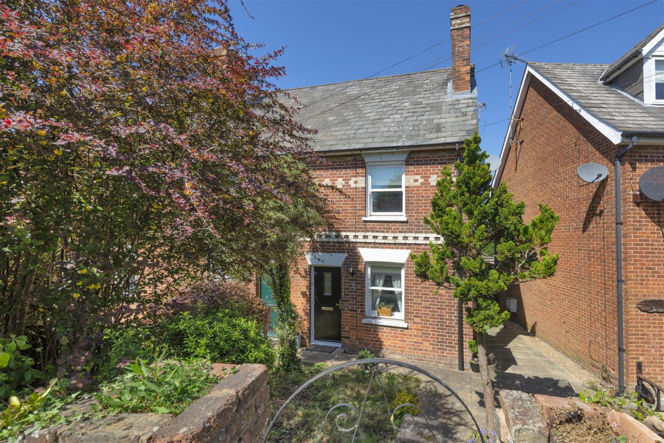 Whetsted Road, Five Oak Green