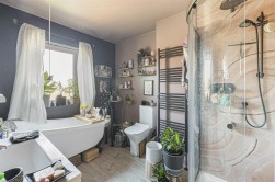 Whetsted Road, Five Oak Green