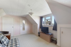 Maidstone Road, Paddock Wood, Tonbridge