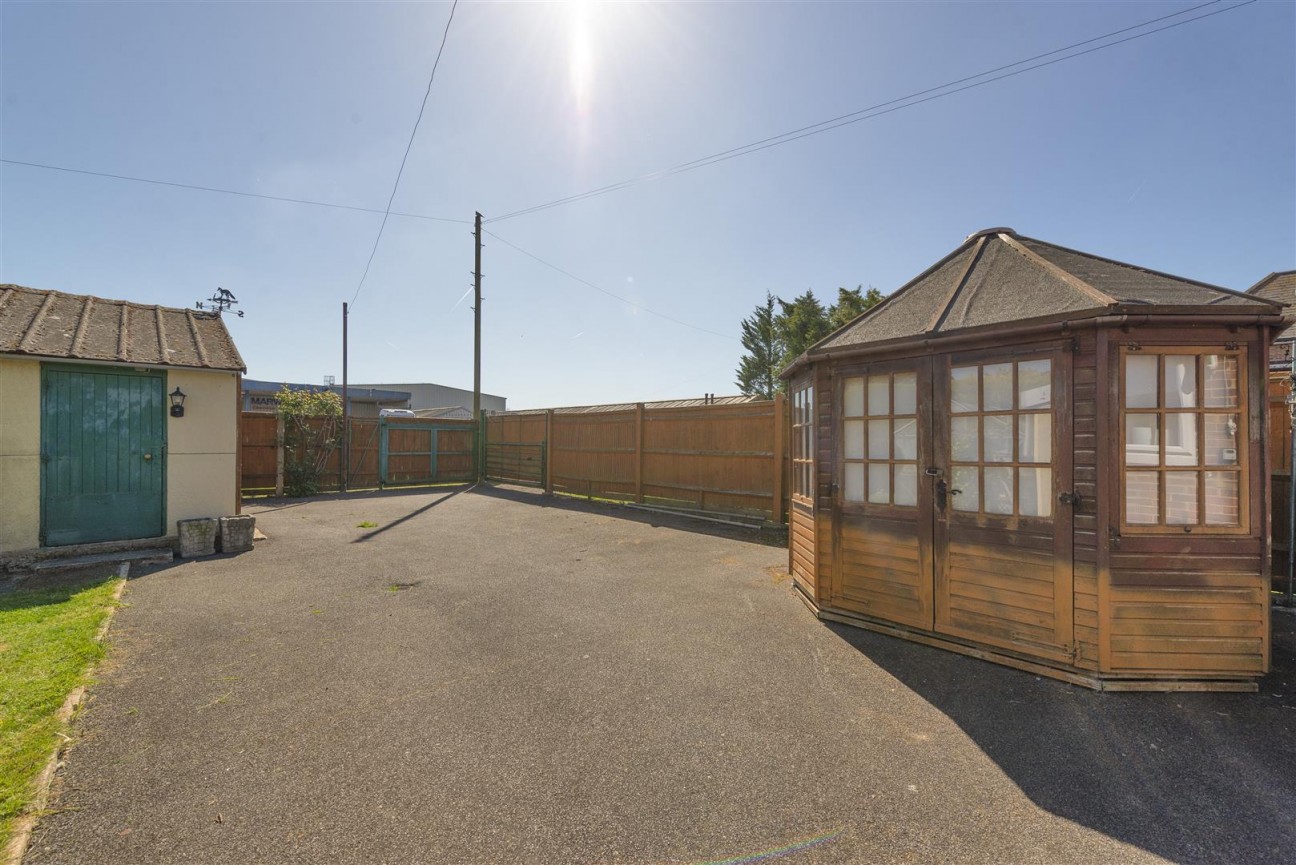 Maidstone Road, Paddock Wood, Tonbridge