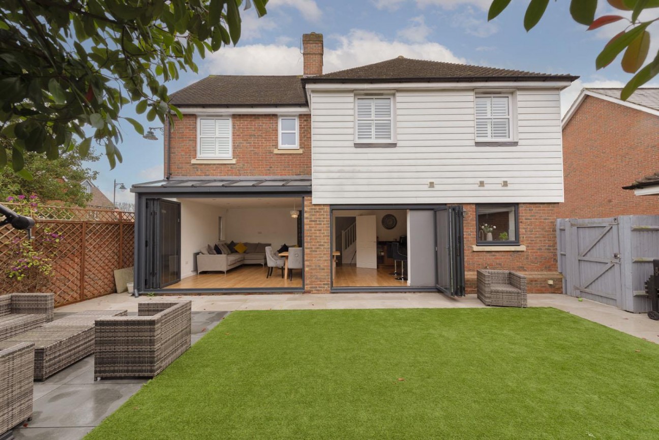 Atlas Close, Kings Hill, ME19 4PS