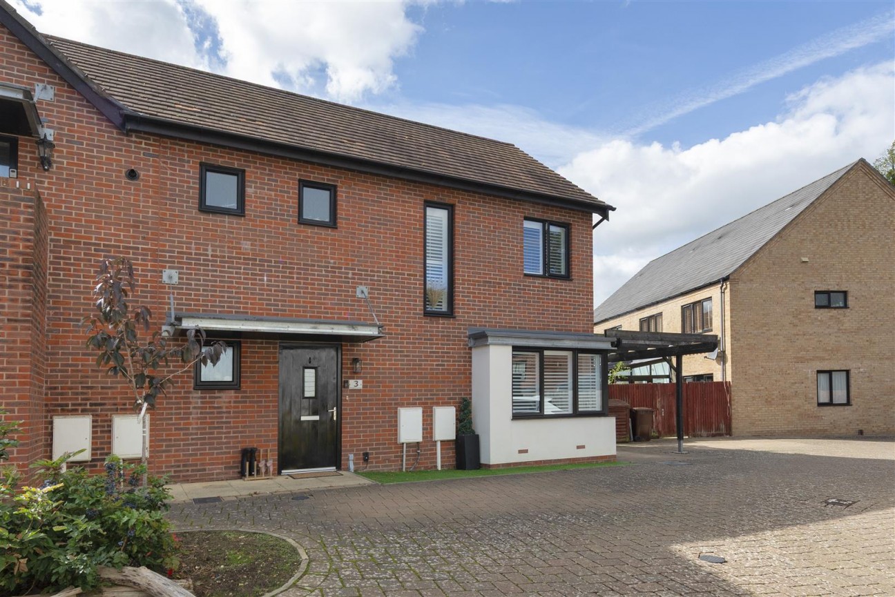 Bluegown Avenue, Leybourne, West Malling