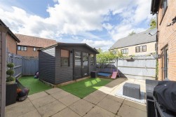 Bluegown Avenue, Leybourne, West Malling