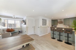 Bluegown Avenue, Leybourne, West Malling