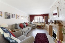 Wilton Drive, Ditton