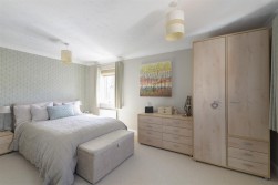Goldings Close, Kings Hill, West Malling