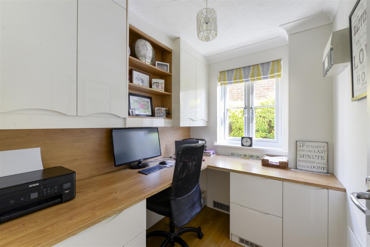 Goldings Close, Kings Hill, West Malling