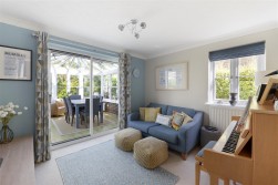Goldings Close, Kings Hill, West Malling