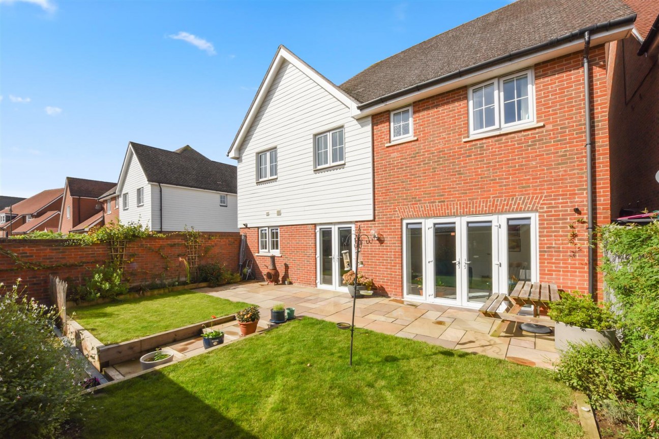 Clarence Way, Kings Hill, ME19 4QT