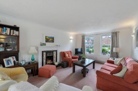 Saxon Close, Kings Hill, ME19 4AZ