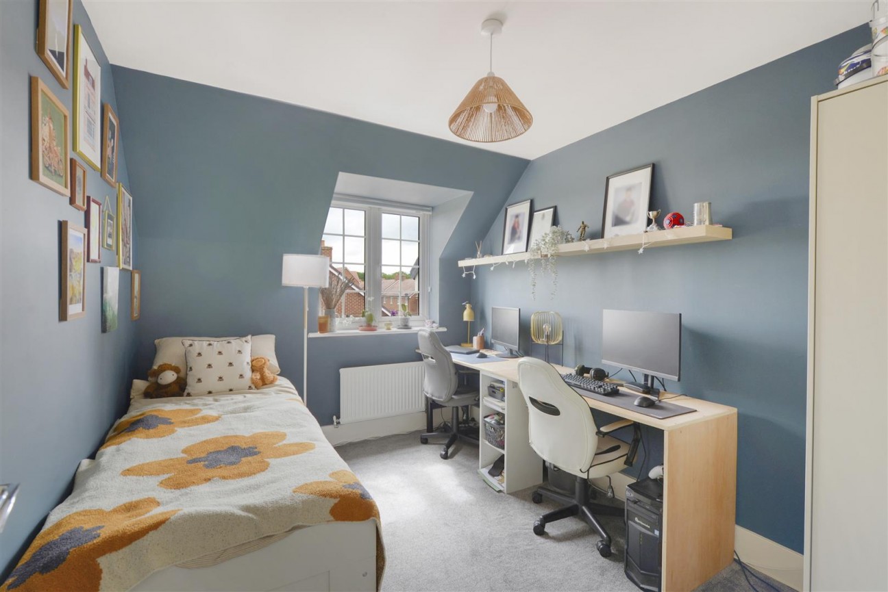 Tully Drive, Paddock Wood, Tonbridge