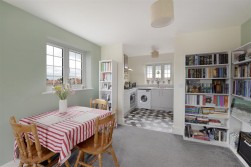 Tully Drive, Paddock Wood, Tonbridge