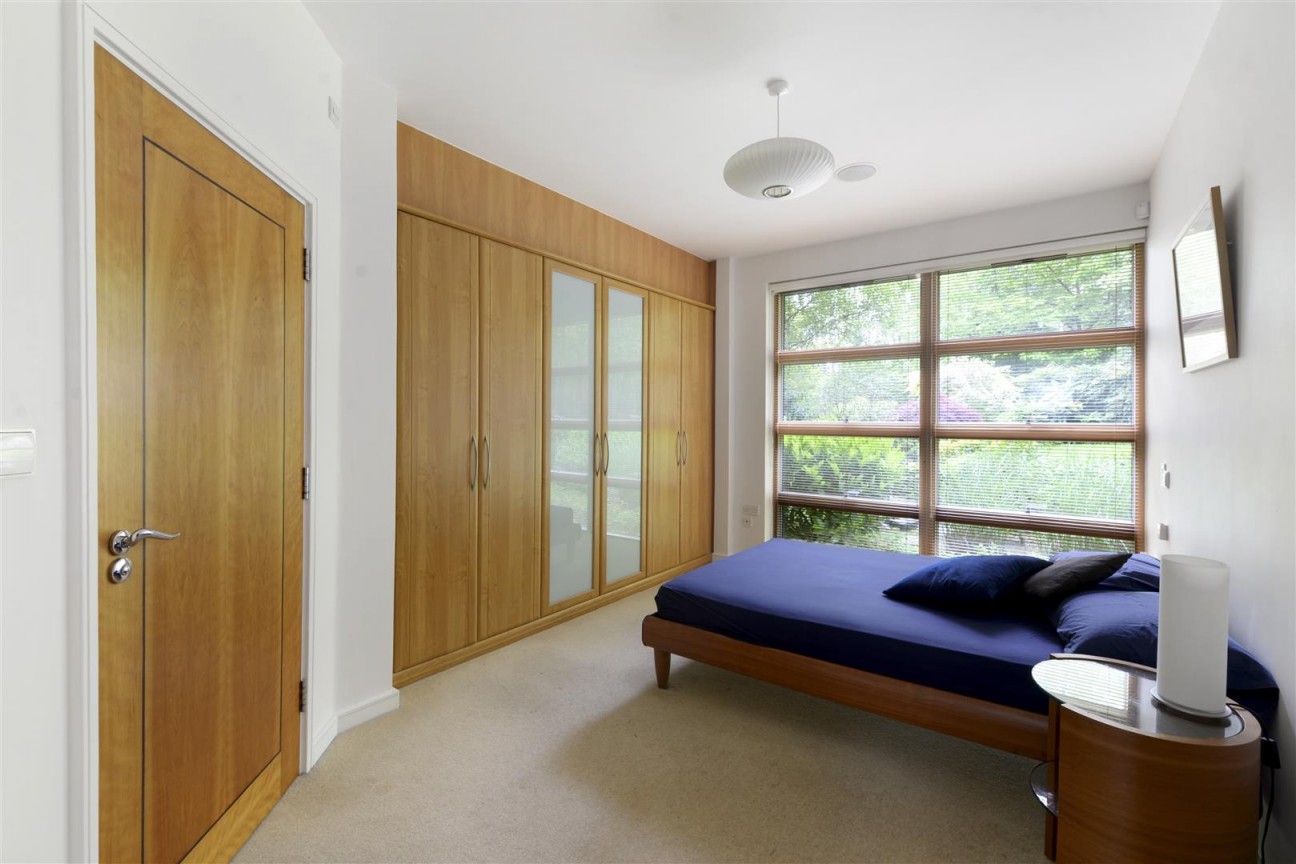 Gibson Drive, Kings Hill