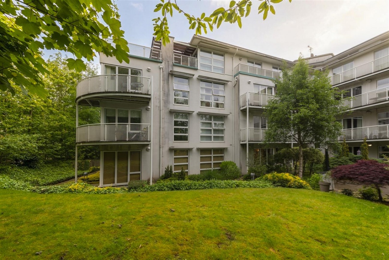 Gibson Drive, Kings Hill