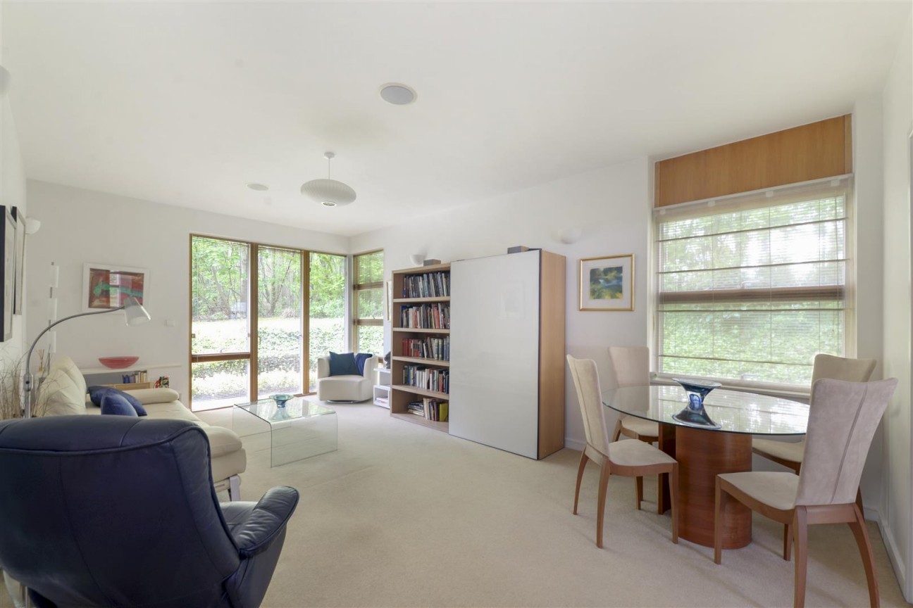 Gibson Drive, Kings Hill