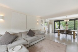 Pilgrims View, Sandling, Maidstone