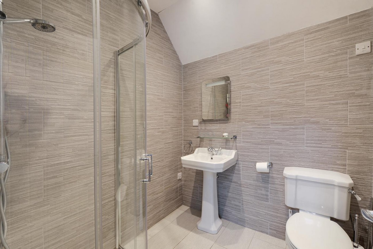 Maidstone Road, Hadlow, Tonbridge