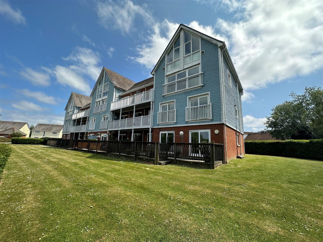 Perch Close, Larkfield, ME20 6TN